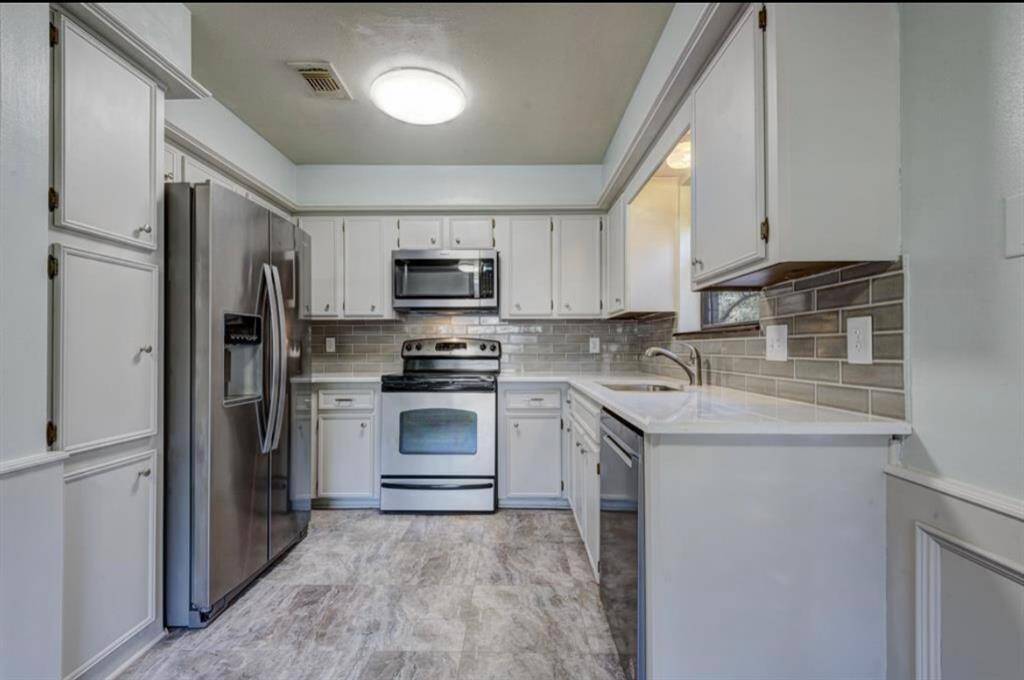New quartz countertops