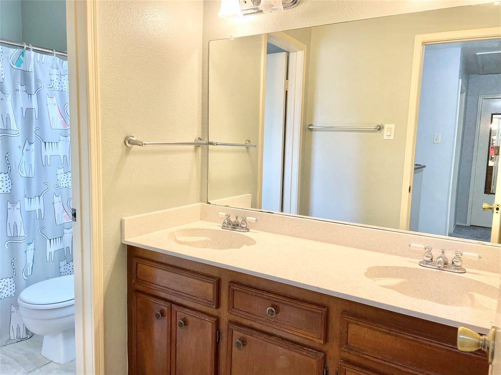 Upstairs Bathroom