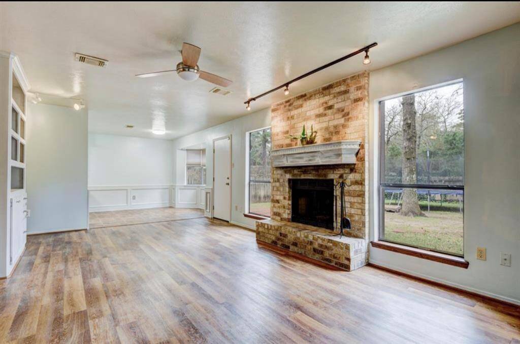 Gas log fireplace in the family room