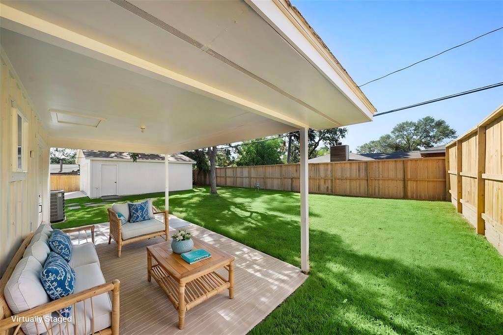 Covered patio is ready for outdoor living!