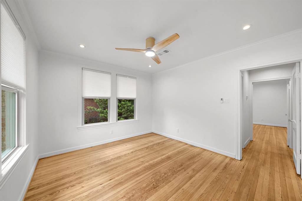 Back bedroom