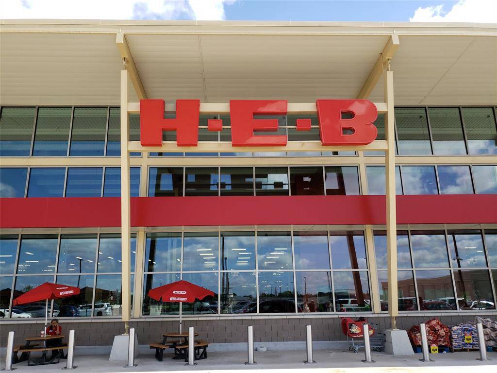 HEB location 4955 Beechnut 5 minute drive from 4403 Meyerwood lot