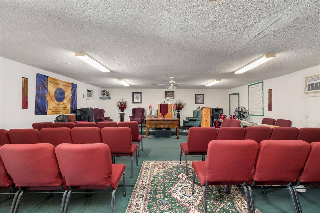 Here is another view of the interior. In the far right corner is the door leading to the office.