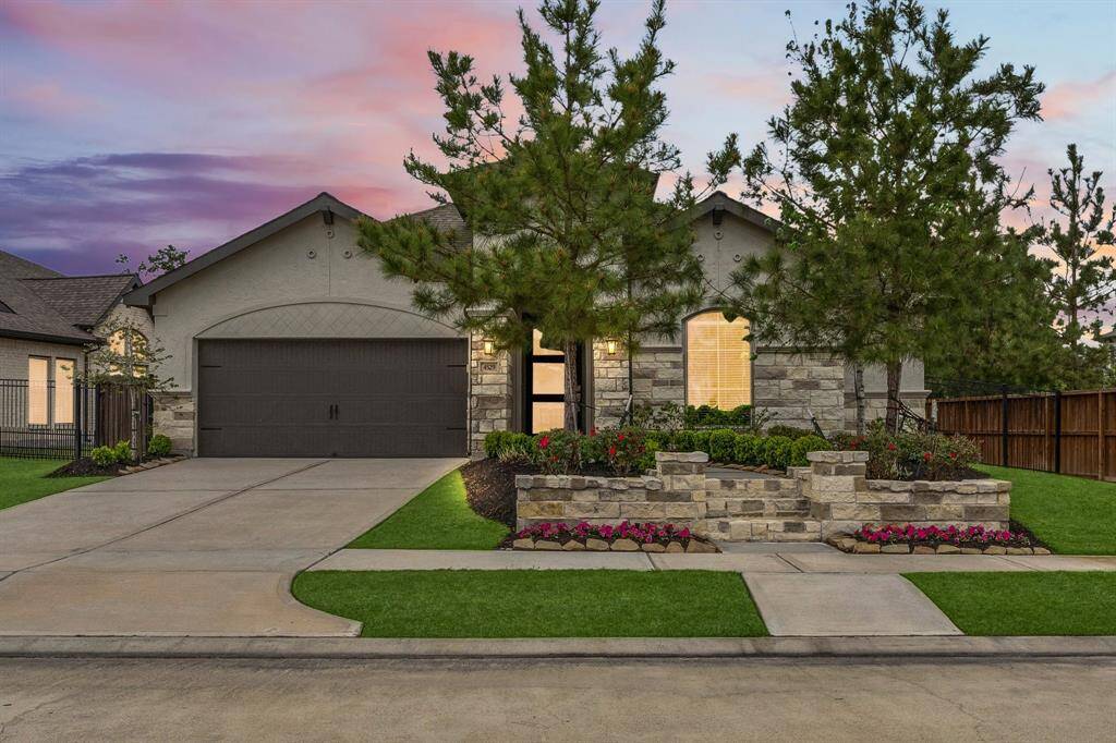 Welcome Home to 4529 Yaupon Circle in Woodson's Reserve