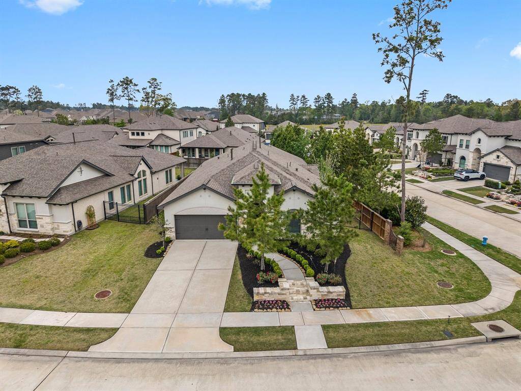 Spacious Corner Lot