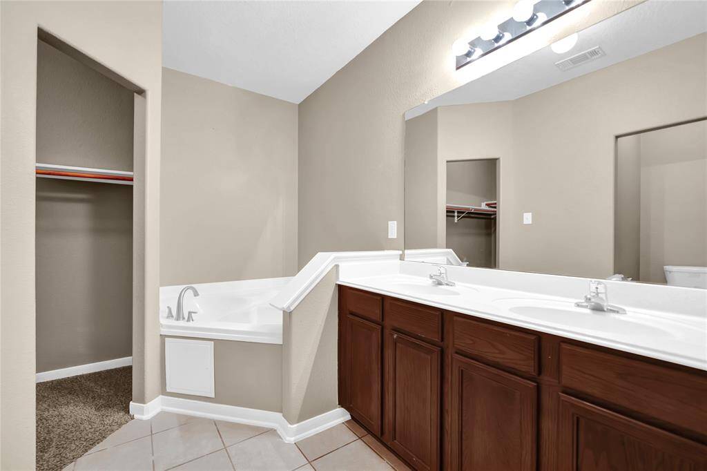 Primary bath
