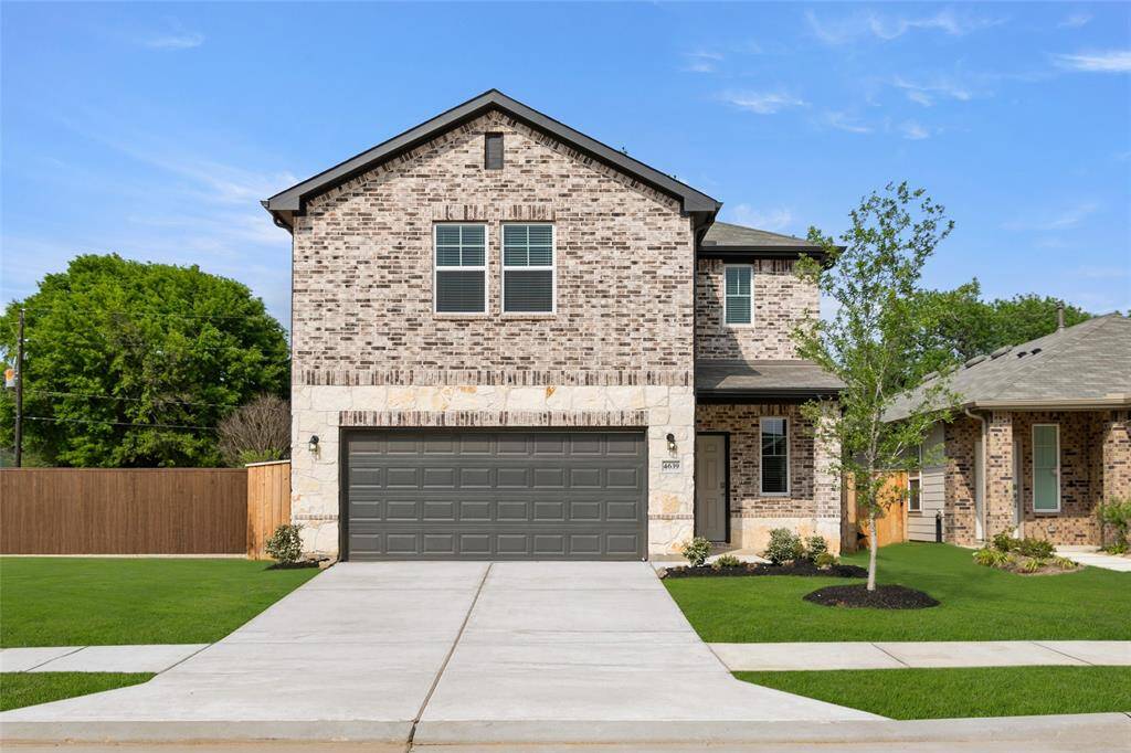 Welcome to the beautiful Montgomery floor plan by History Maker Homes. Come experience the perfect blend of contemporary elegance and spacious livability in a setting that welcomes you with open arms.