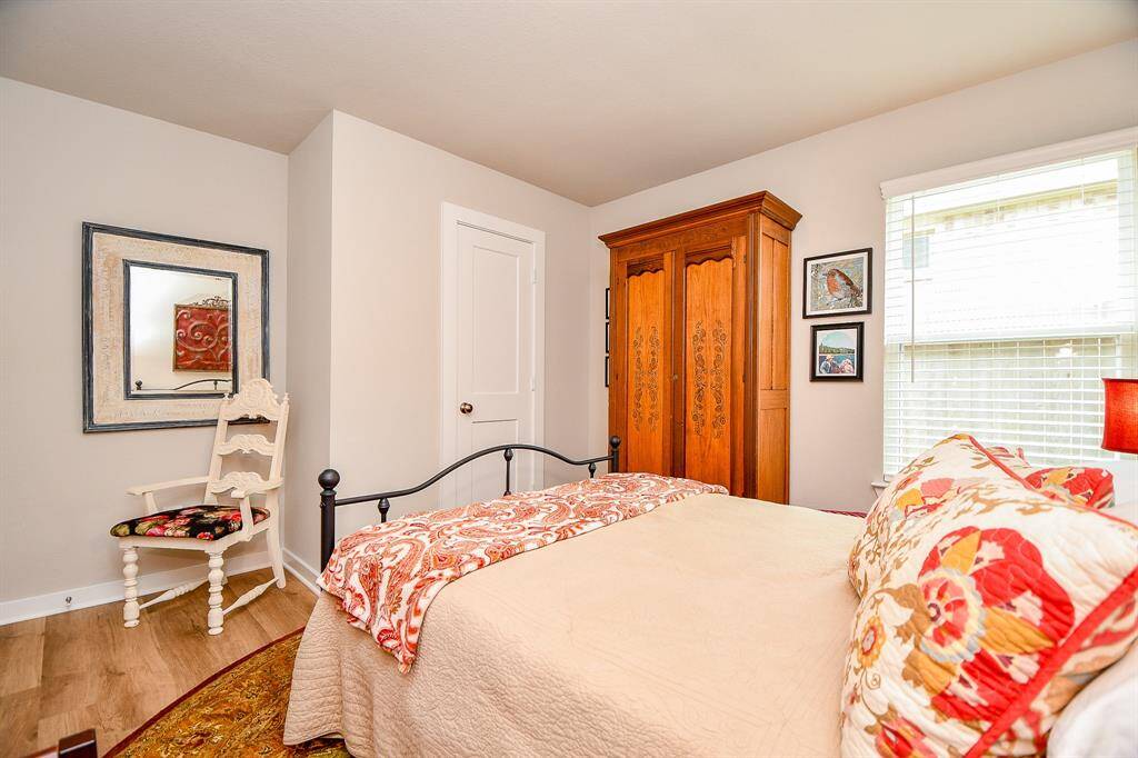 ANOTHER VIEW OF BEDROOM 4