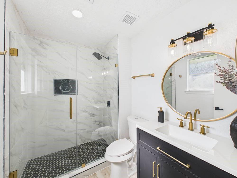 Luxury Primary Bathroom