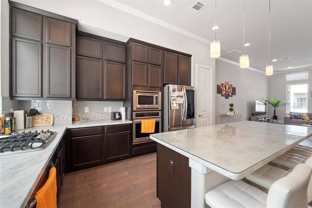 Gas range cooktop.