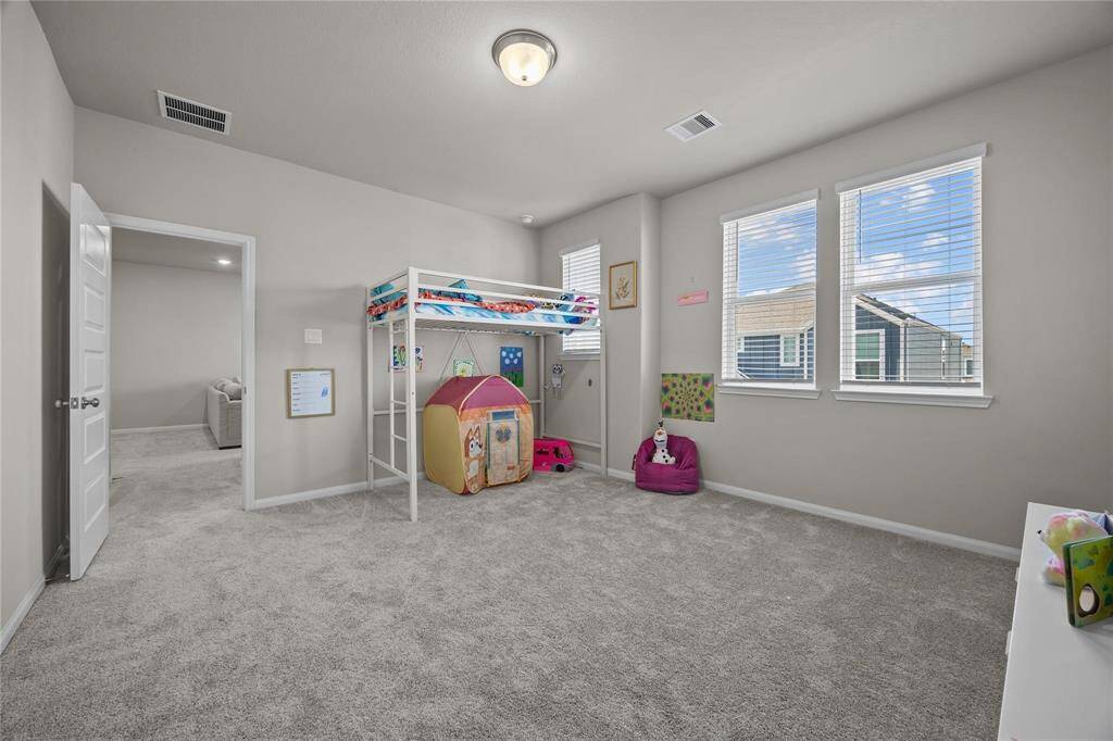 2nd bedroom upstairs