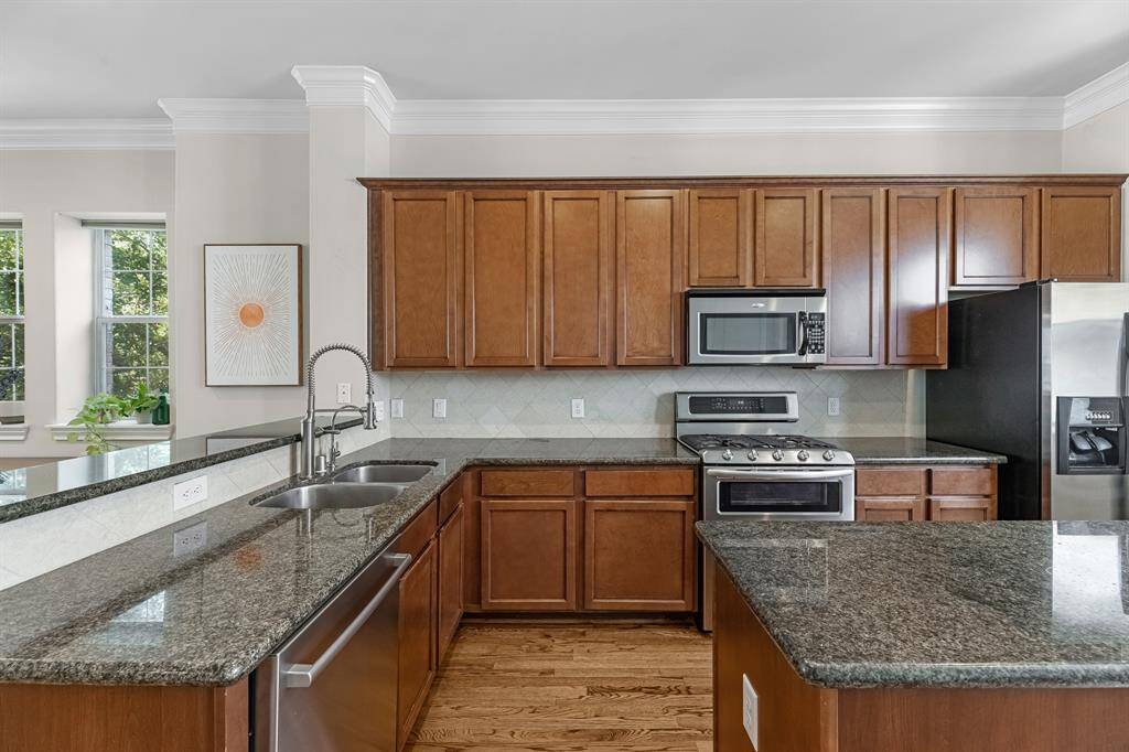 Kitchen - lots of counter space.