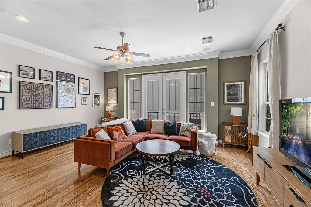 Second floor - living