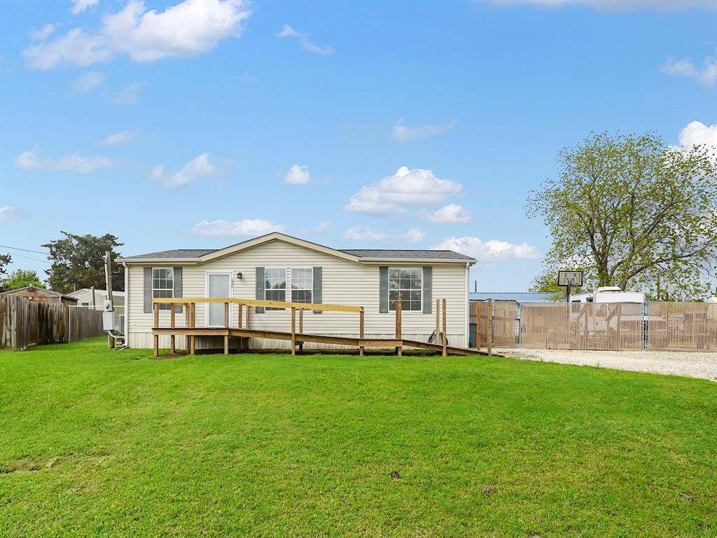 Welcome To 622 Golden Bend Dr!