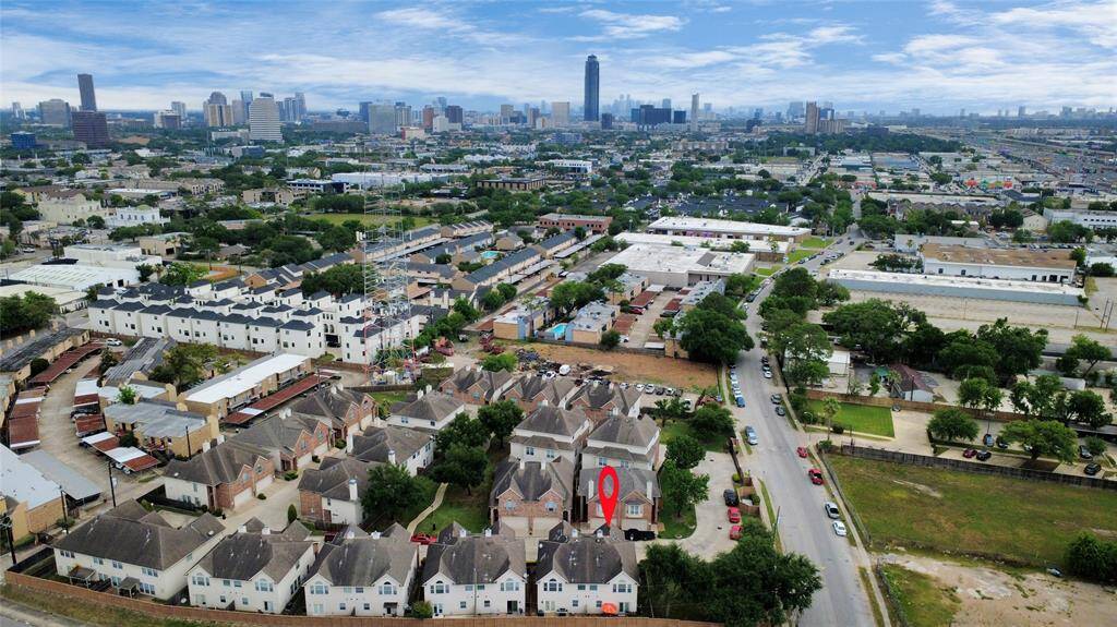 Just minutes away from Galleria and easy drive to downtown