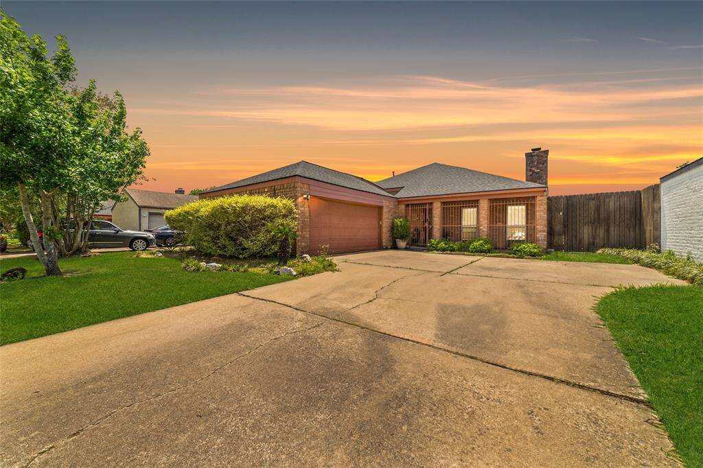 Beautiful one-story patio home with a wide driveway and classic curb appeal. The attached garage and manicured front yard offer both convenience and charm.