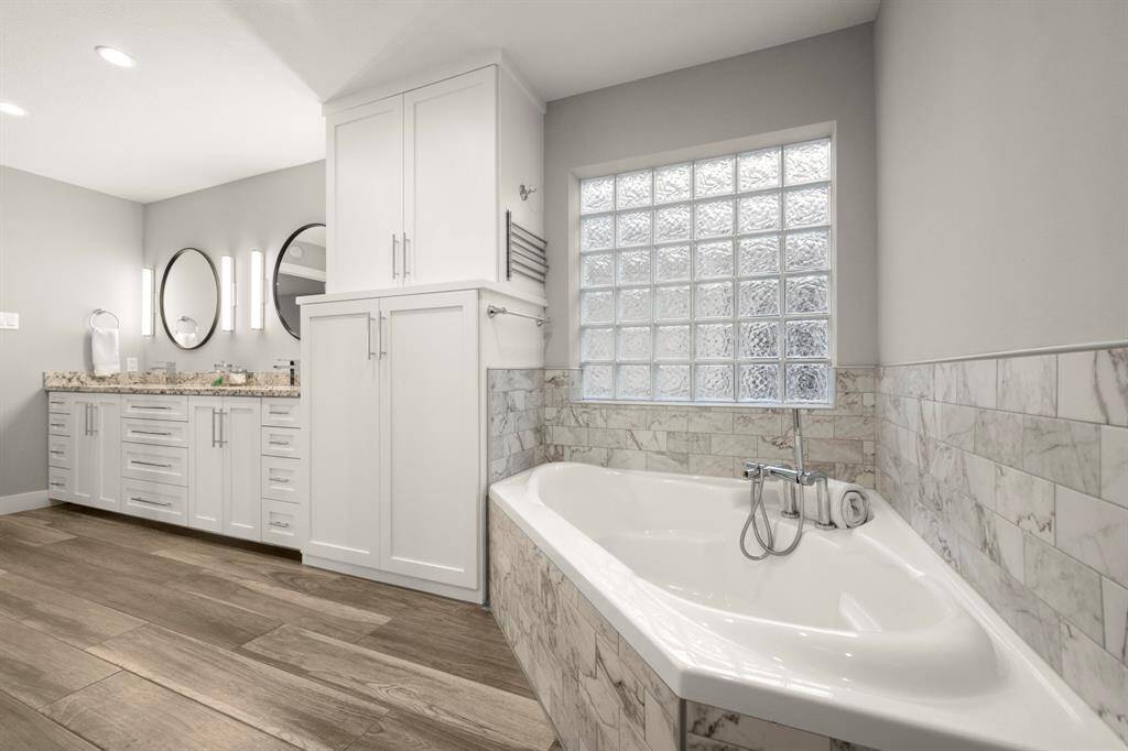 Primary bath offers a spa like retreat!