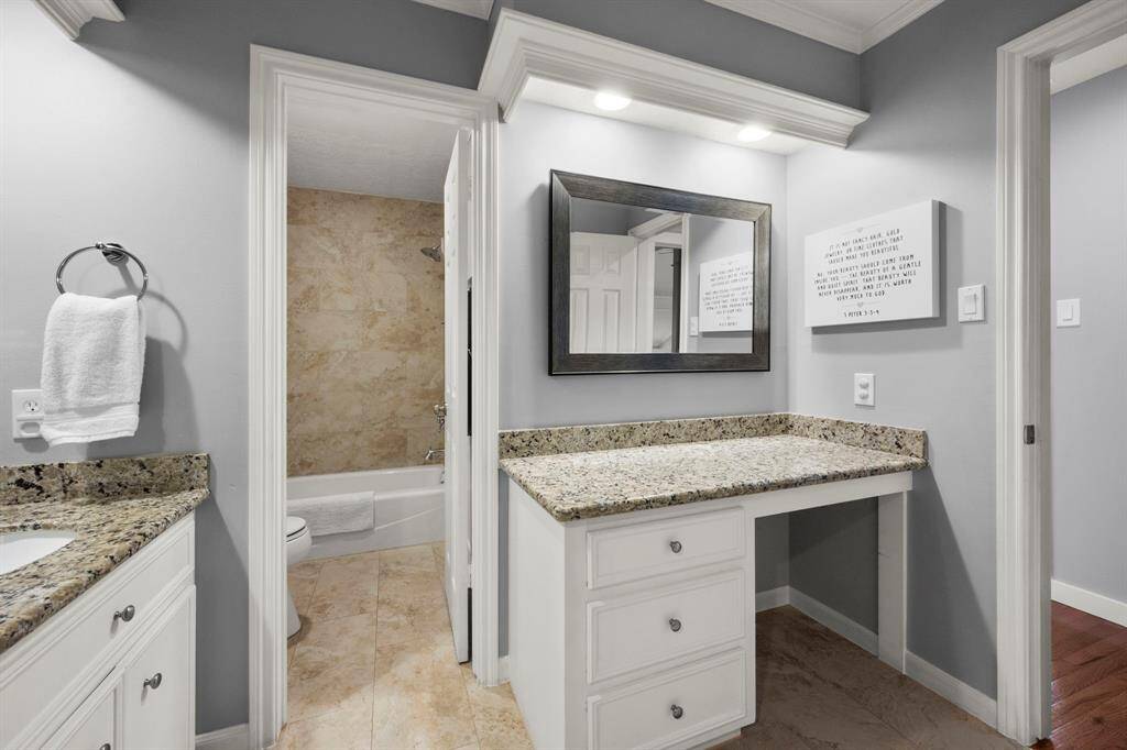 Another bedroom which comfortably holds two twin beds.