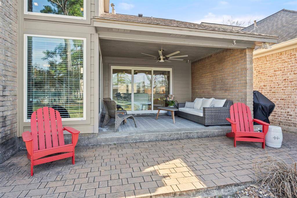 Patio space off primary suite.