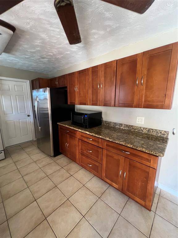 Plenty of cabinets.