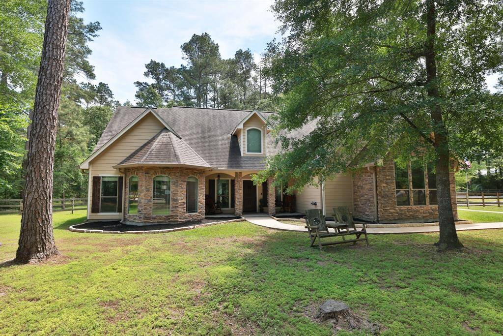 This charming country retreat blends peaceful rural living with all the modern amenities you expect. Nestled on 1+ acres of picturesque land, this beautifully maintained home features an open-concept layout, 4 Bedrooms, 3.5 Baths, Gameroom, and Office.