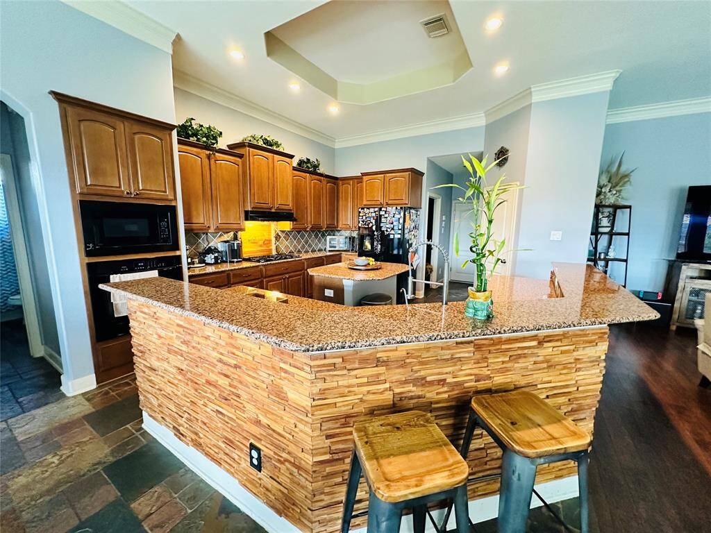 Kitchen with breakfast area