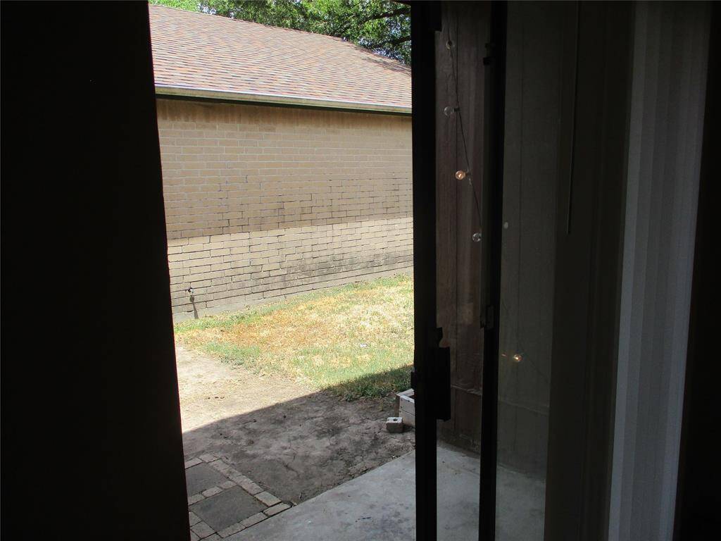 Covered patio off the living room.