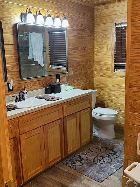 902 Hidden Valley