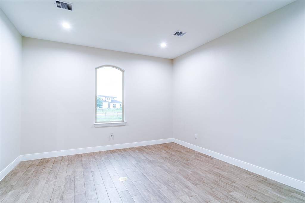 Spacious room perfect for a Formal Dining or Home Office Space