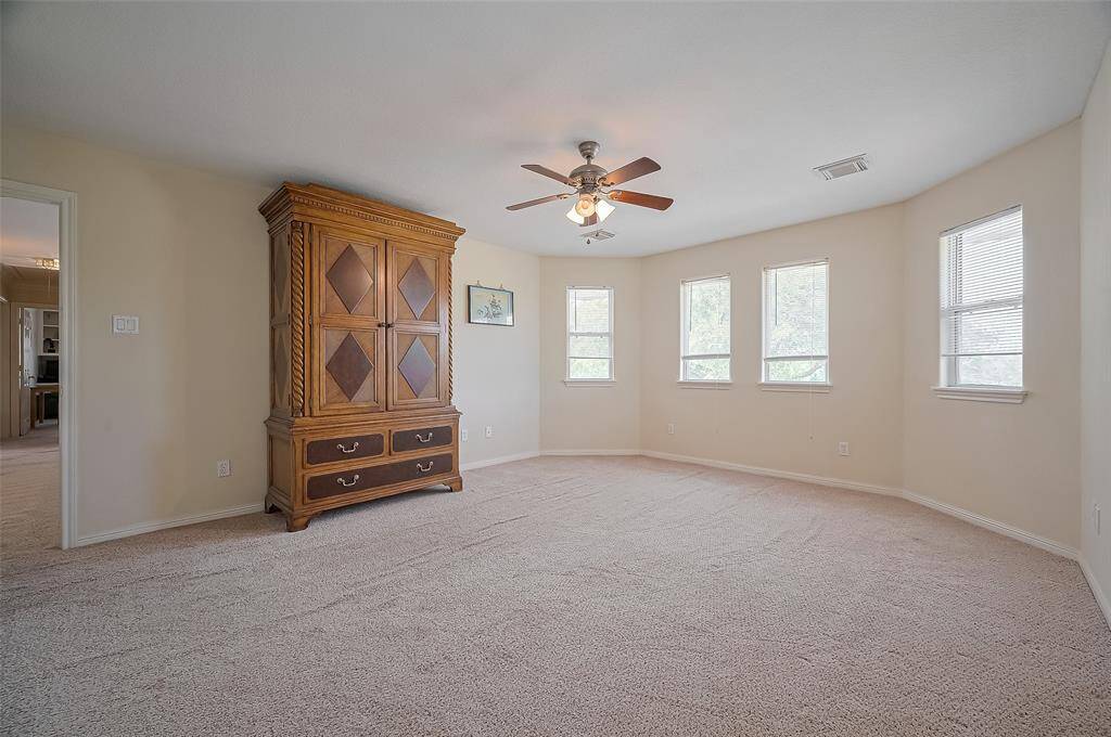 Guest bedroom 2