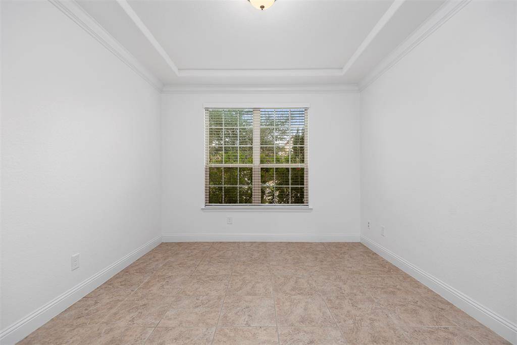 Flex space near the entrance
