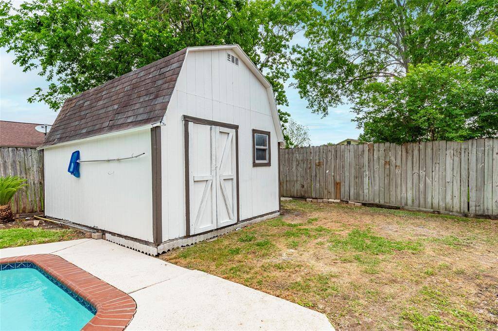 Large storage shed