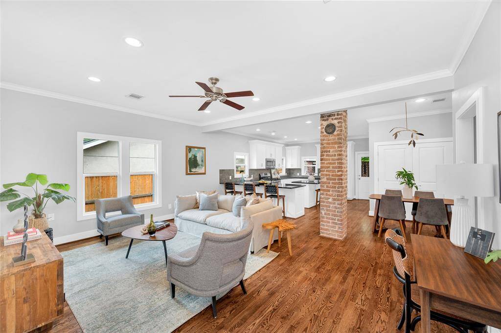 Open concept living, dining and kitchen which can be configured many ways.