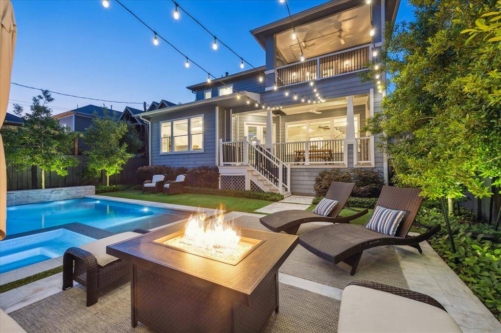 Several lovely spaces to enjoy the outdoors.