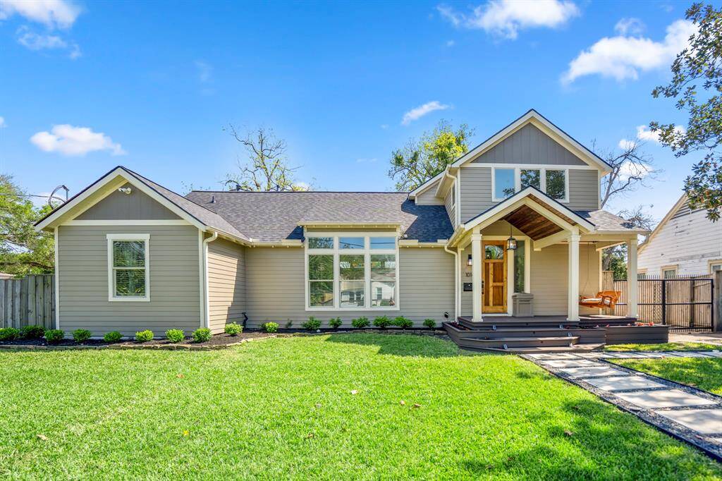 Welcome home! This custom beauty sits proudly on a spacious corner lot in sought-after Lindale Park.
