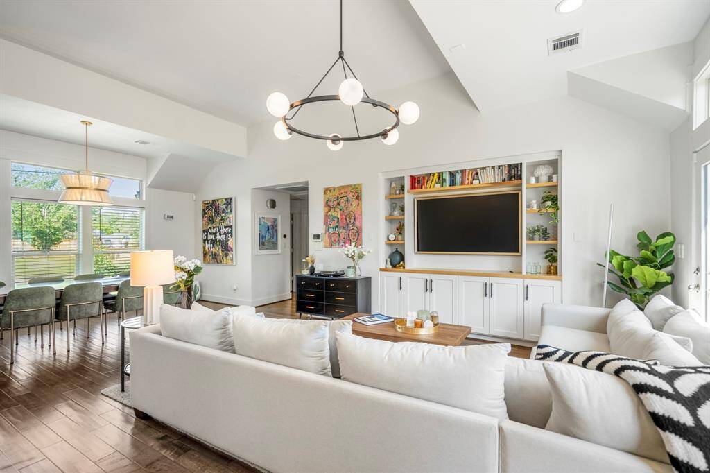 Sophisticated yet inviting—this space strikes the perfect balance.