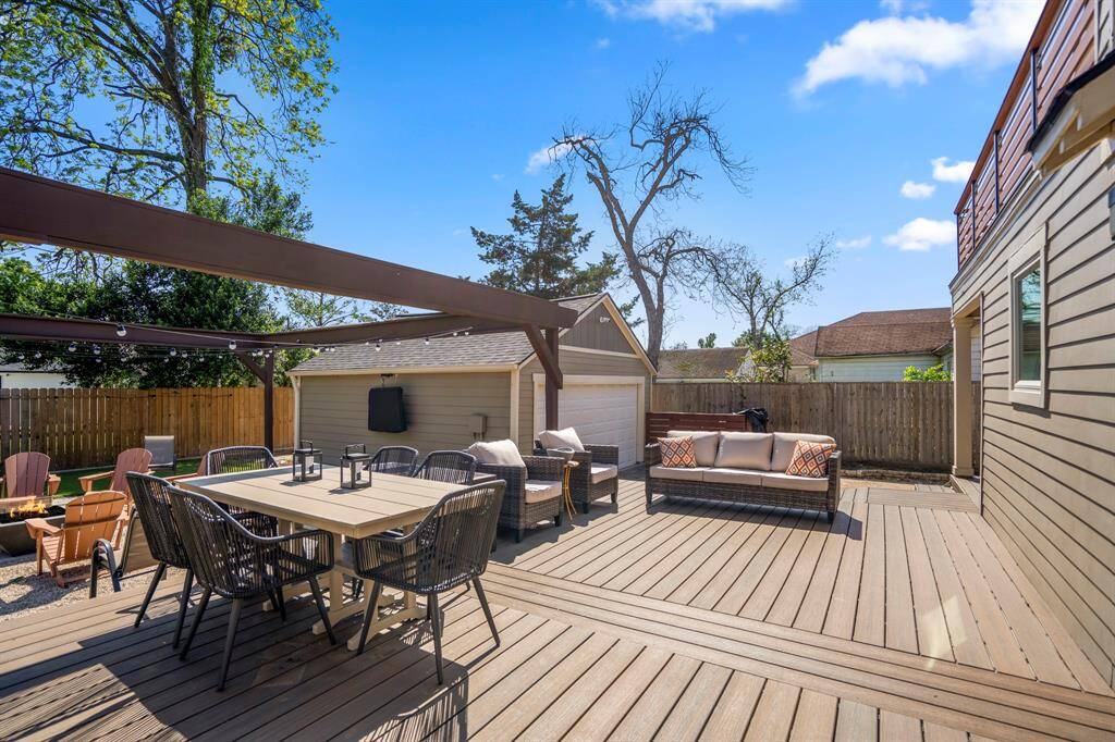 Fully fenced yard with plenty of room to roam or unwind.