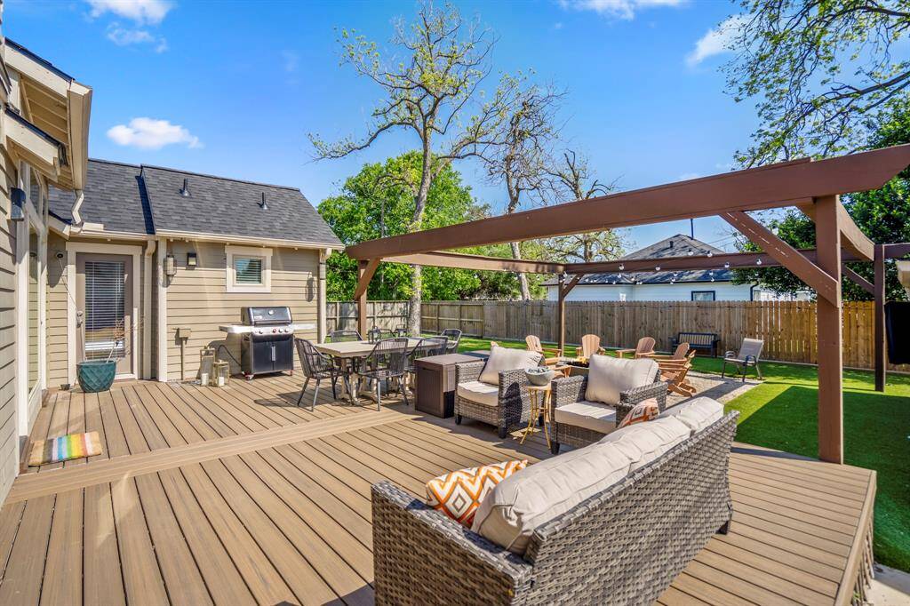 Firepit zone perfect for cozy nights under the stars.