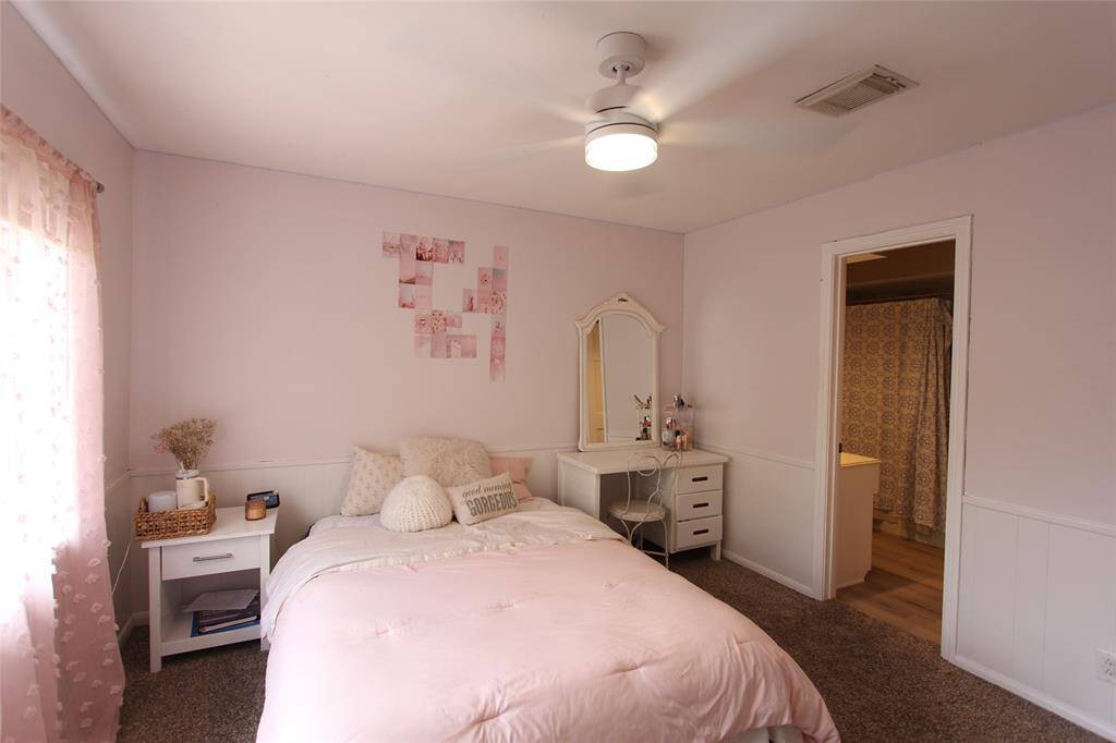 Bedroom 4 has an en suite bath