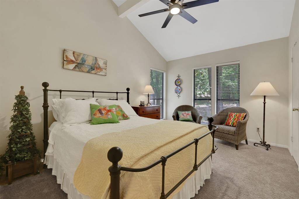Guest bedroom 1