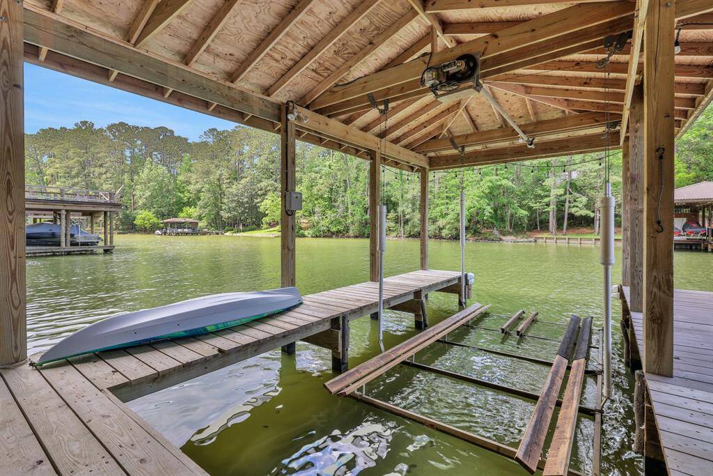 Boat lift