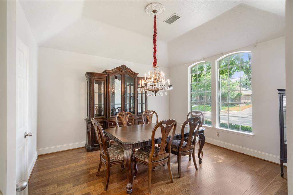 Formal Dining - Beautiful Natural Light!