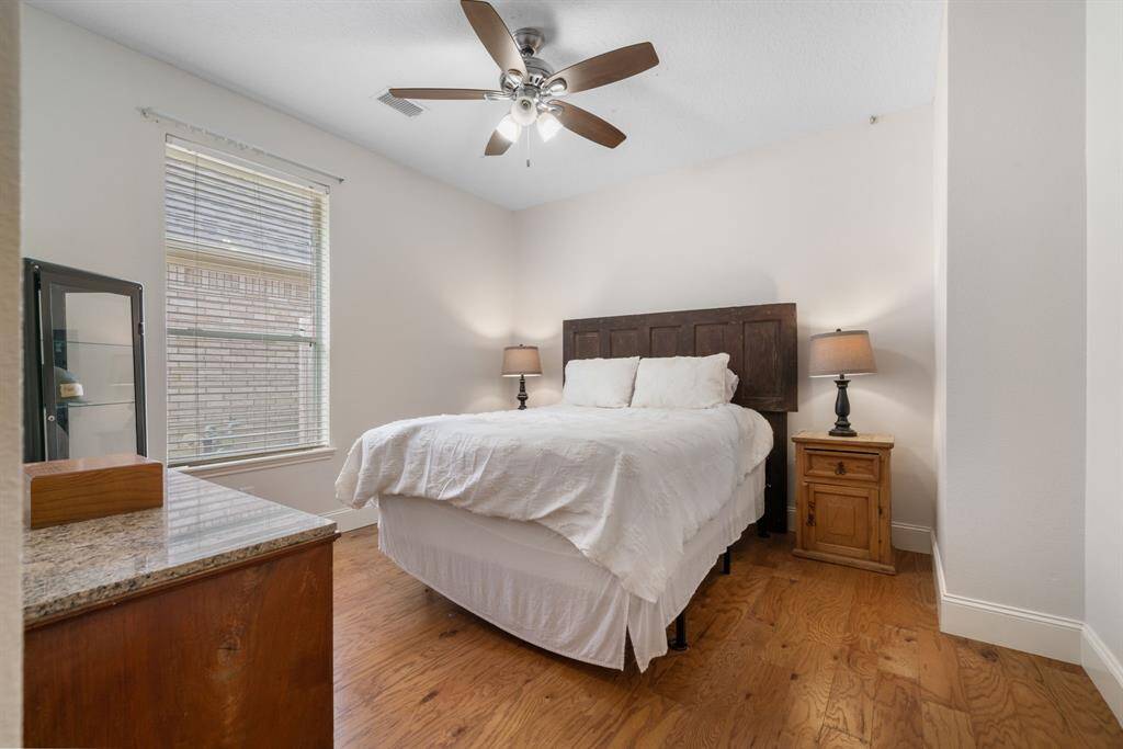 Guest Room 2