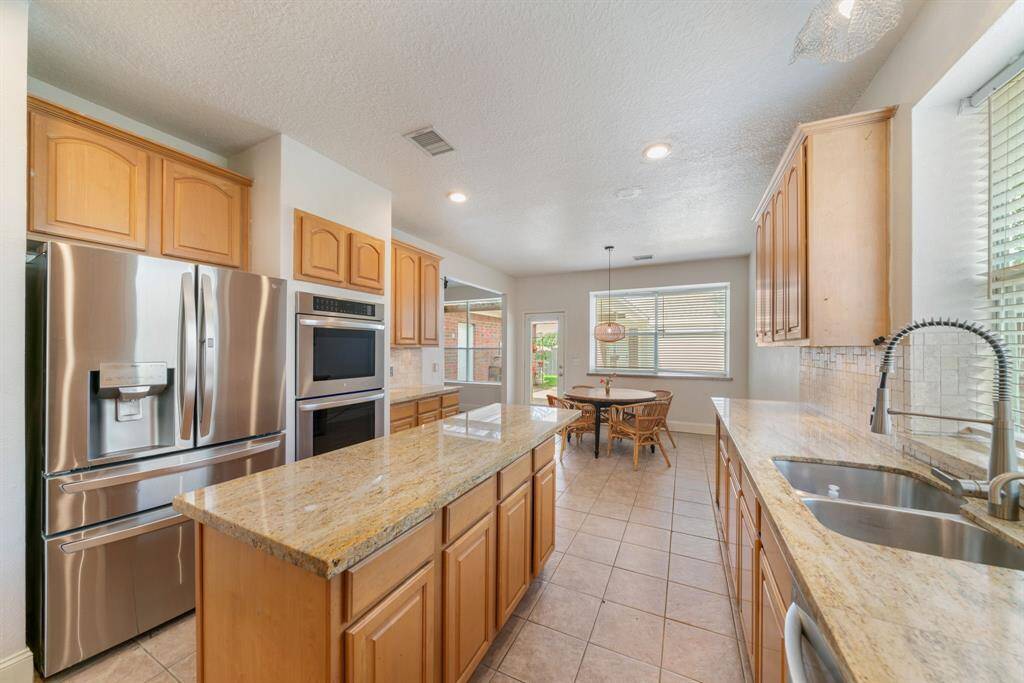 Island Kitchen