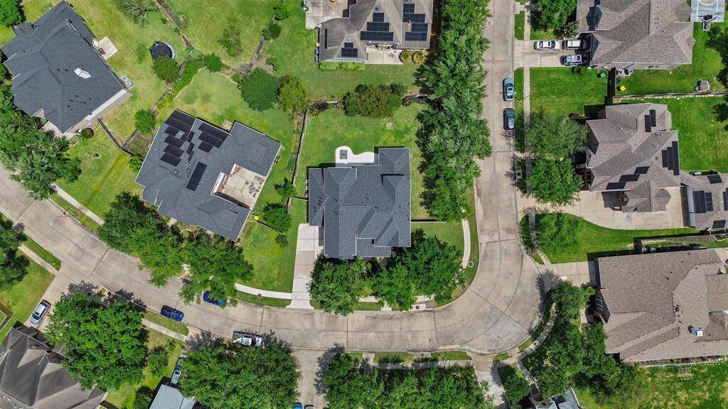 Well situated to offer plenty of green space.