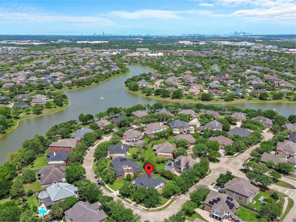 Enjoy a warm and welcoming community with lakes and walking trails.