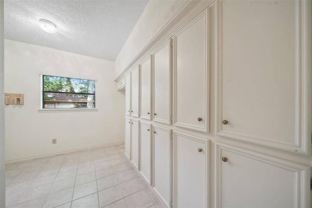 Huge utility room with extra storage!