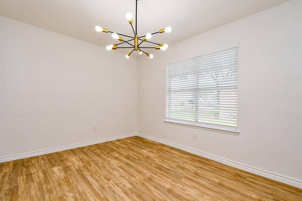 Dining room/Office.