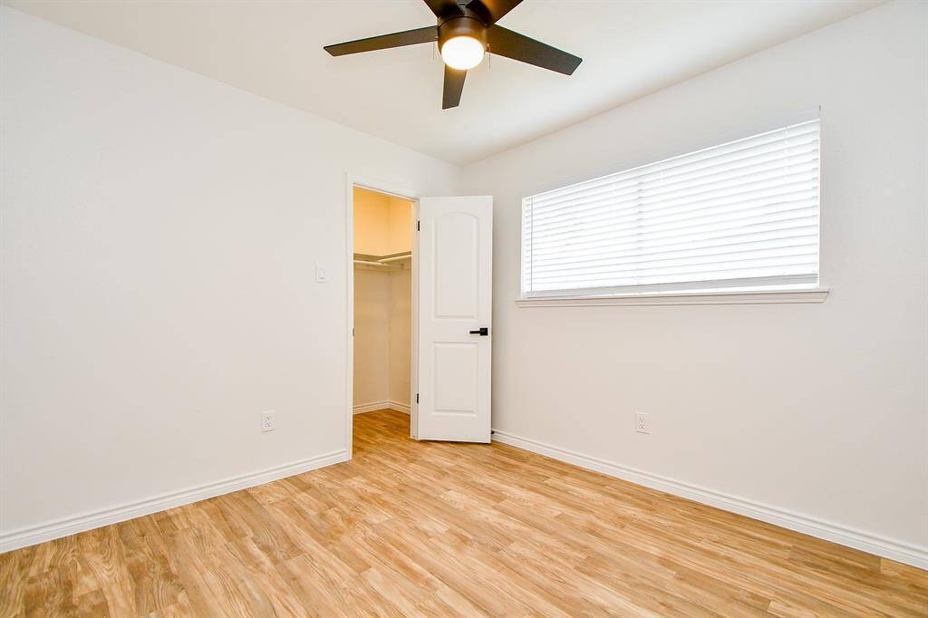 Third bedroom.