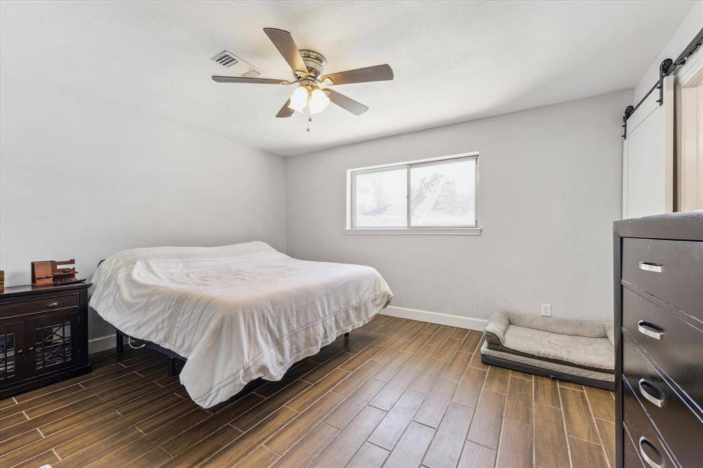 guest bedroom 2.